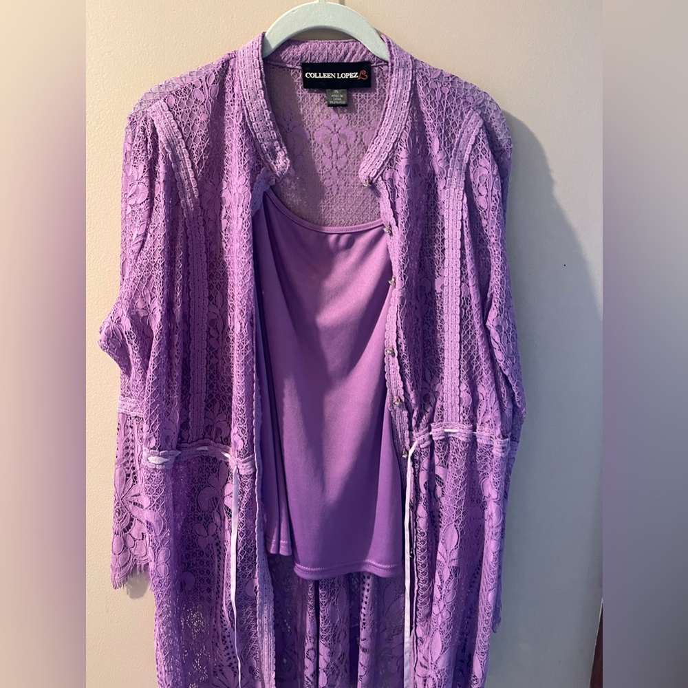 Colleen Lopez button front tunic w/ under shirt included